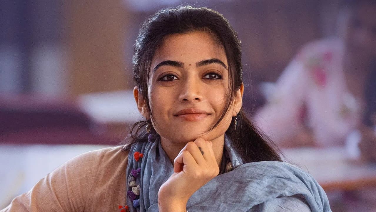 The Girlfriend Movie Review: A Gripping Thriller still 3